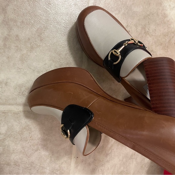Steve Madden Chic Chunky Brown and Cream 4” heels - Picture 10 of 11